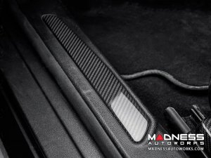 Alfa Romeo Giulia Door Sill Trim - Carbon Fiber